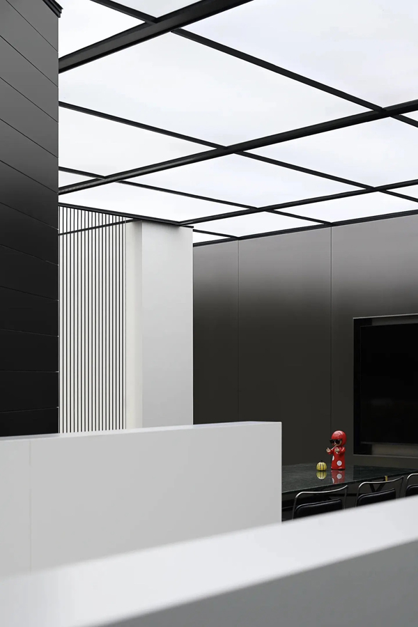 办公室设计空间感从何而来？